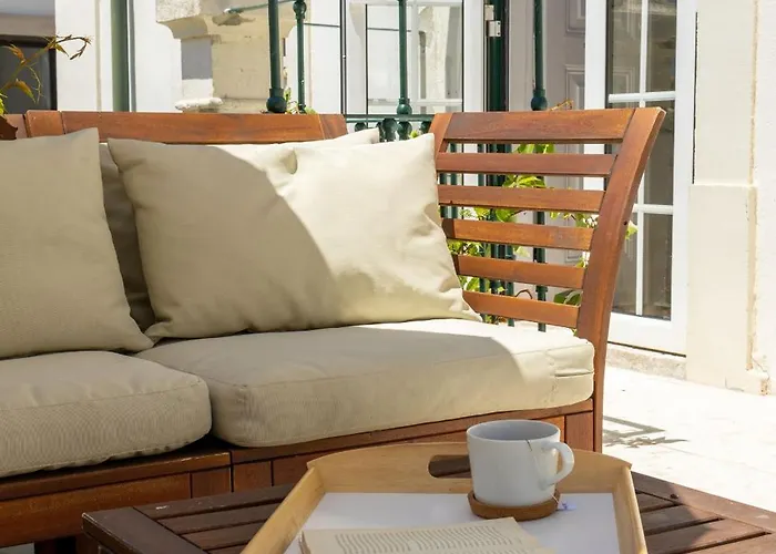 Charming House - By Smarthomes 度假居 *