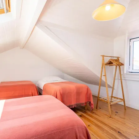 Charming House - By Smarthomes *